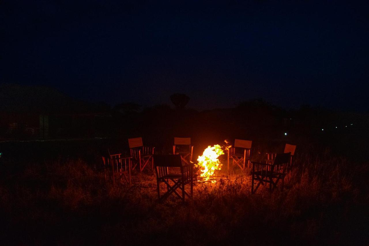 Hotel Serengeti Kamwene Tented Camp Nyabogati Exterior foto